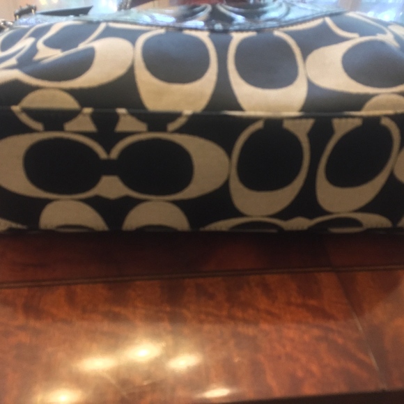 Coach Large monogrammed fabric Tote Bag - Picture 4 of 8